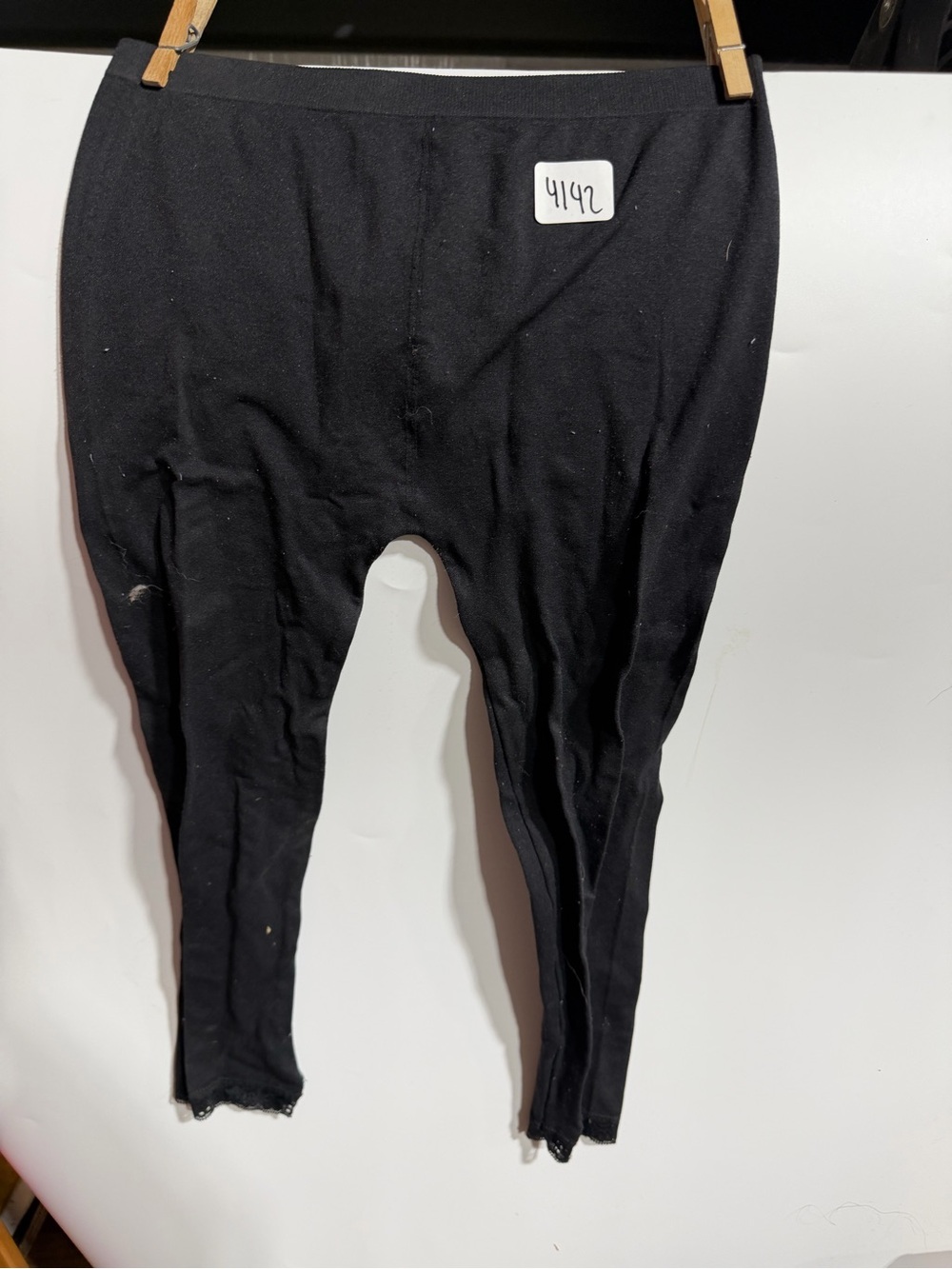 #4142-Black Stretch Knit Leggings